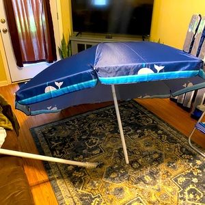 7 ft. Blue Whale Beach Umbrella